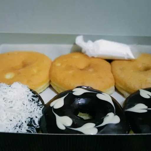 Tito Donuts 1