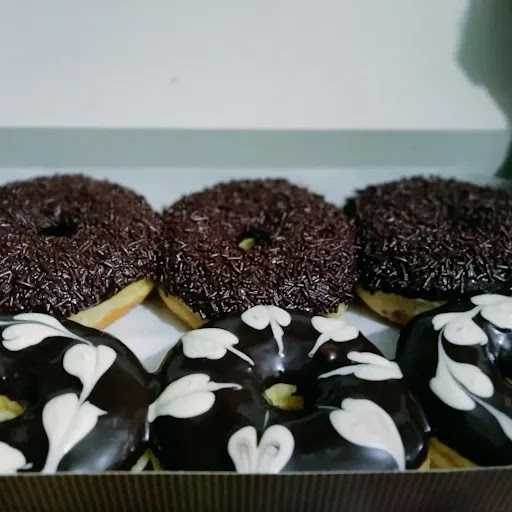 Tito Donuts 4