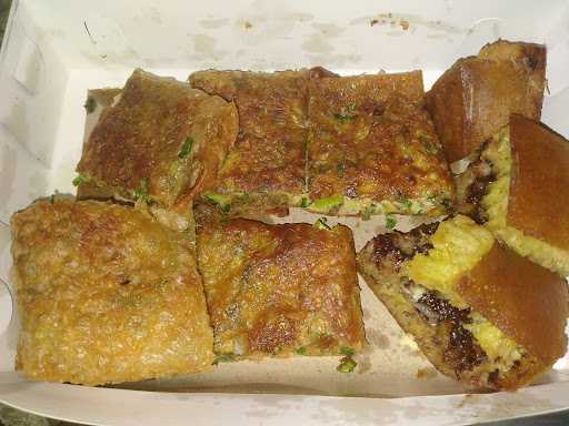 Adam Martabak 7