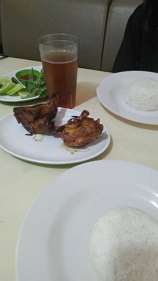 Ayam Bakar Purnama 1