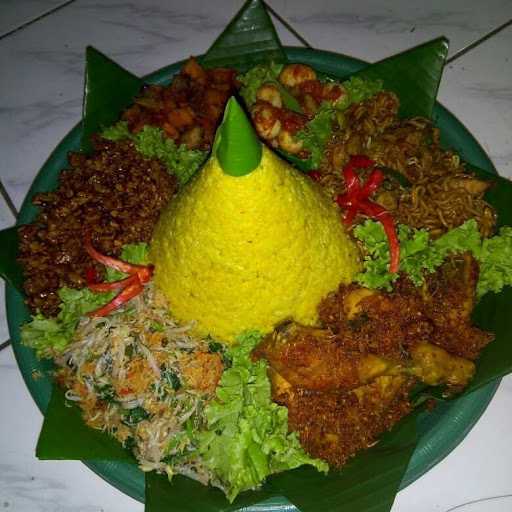 Ayam Penyet Kaka Dewi 3