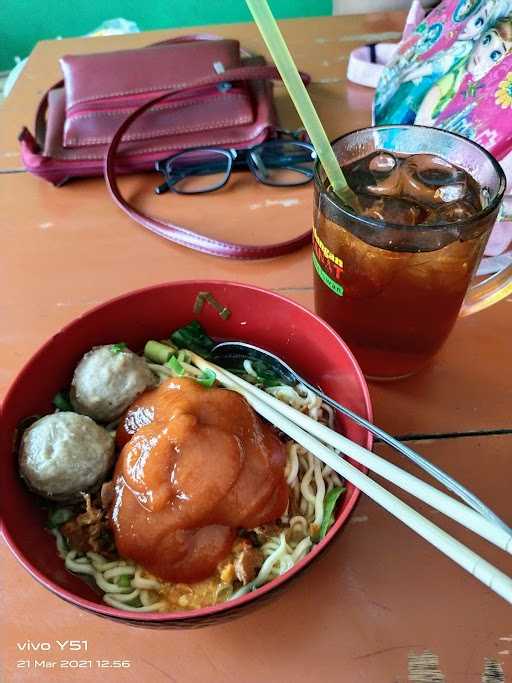 Bakso Balungan Pak Granat Cipondoh 10