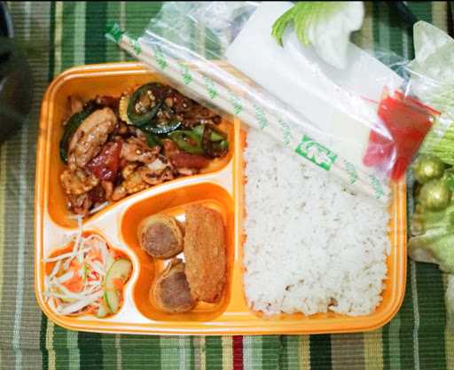 Chef Behi Bento & Noodles 9