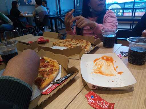 Domino'S Pizza 3