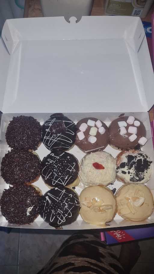 Donat Gemoy Miedah Quinn 8