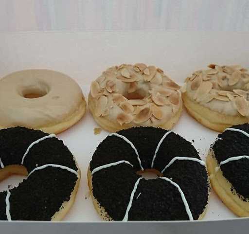 Donuts Arkana 1