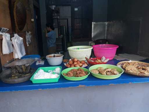 Nasi Uduk Nyai Hj. Solati 2