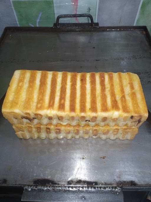 Roti Bakar Bandung Idaman 1