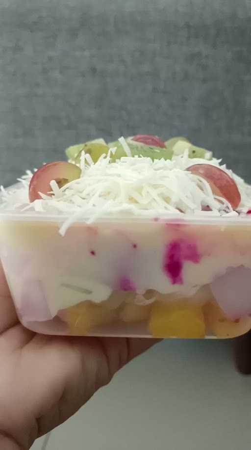 Salad Buah Mamah 9