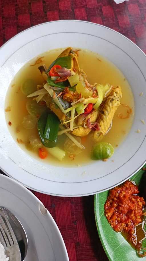 Saung Pecak Gabus Mpok Roy 7