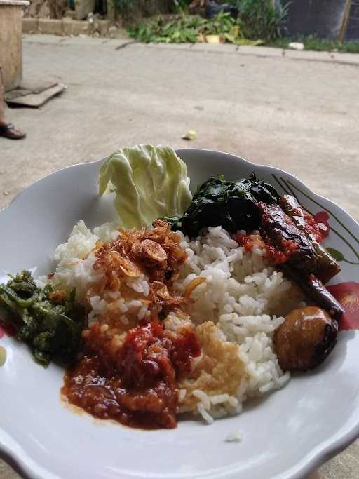 Waroeng Nasi Uduk Yulie 2