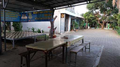 Warung Sate Hj. Sauni/Uun 2