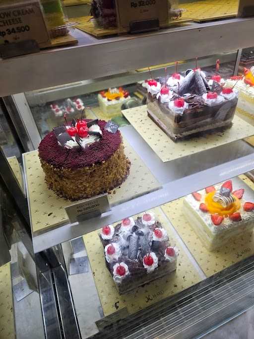 Mako Bakery & Cake - Bintaro Jaya X Change 2