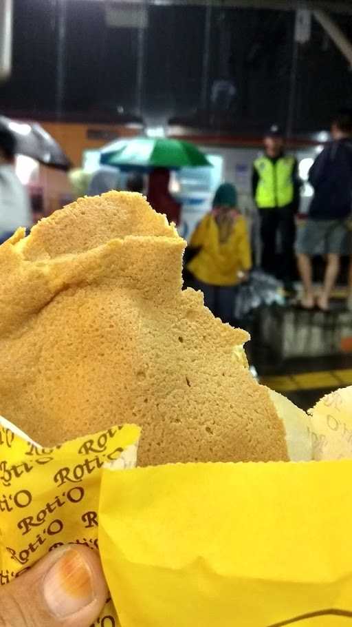 Roti O- Stasiun Sudimara 8