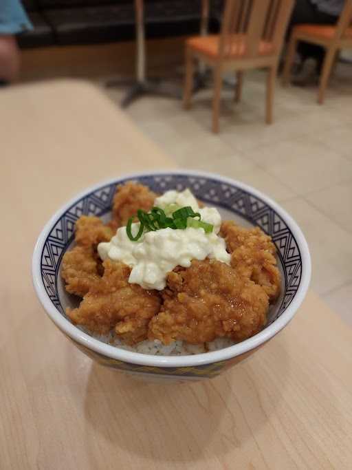 Yoshinoya Transpark Bintaro 5