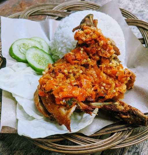 Ayam Penyet Cendrawasih 1