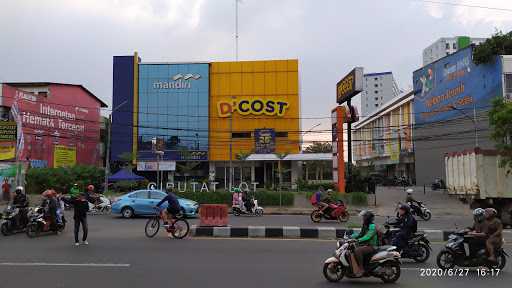 D'Cost Seafood Ciputat 1