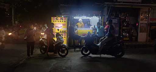 Gun Burger Bukit Nusa Indah 8