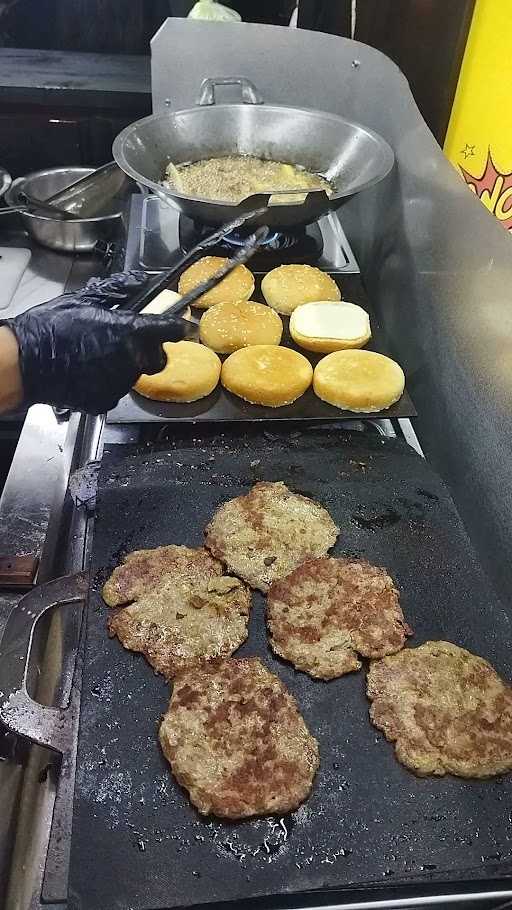 Gun Burger Bukit Nusa Indah 1