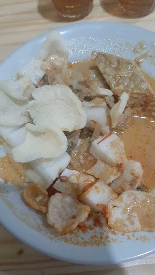 Ketupat Sayur Betawi Ibu Fatimah 4