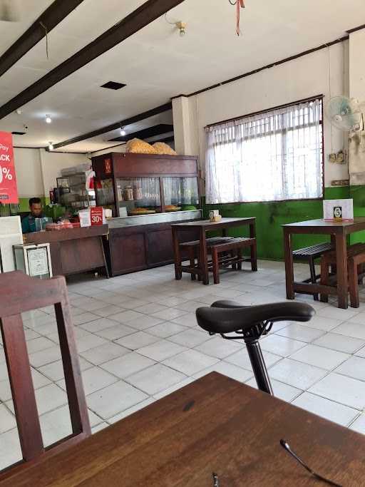 Kupat Tahu Magelang Aa, Tegal Rotan Bintaro 5