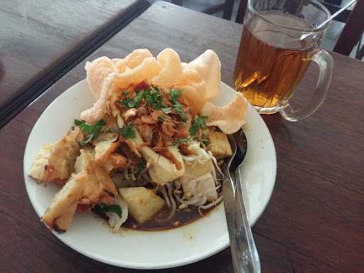 Kupat Tahu Magelang Aa, Tegal Rotan Bintaro 8