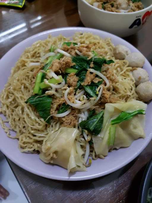 Mie Ayam Bangka Hero Vila Bintaro Indah 7