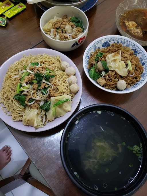 Mie Ayam Bangka Hero Vila Bintaro Indah 6