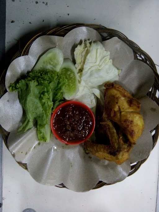 Pecel Lele Nasi Uduk Poppy 2