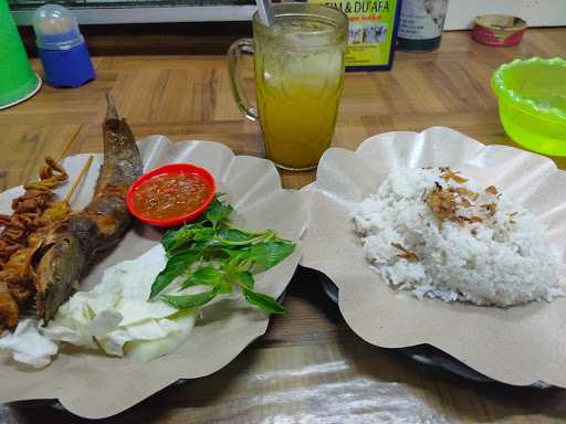 Pecel Lele Nasi Uduk Poppy 1