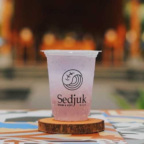 Sedjuk Bakmi & Kopi Bintaro 5