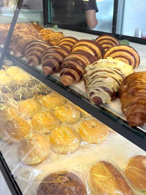 Animo Bakery 10