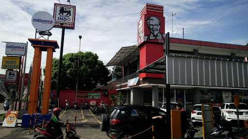 Kfc Cirendeu 1