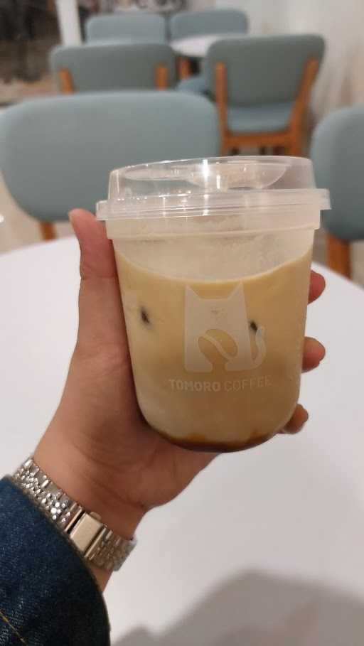 Tomoro Coffee - Ciputat 8