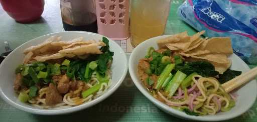 Bakso Kita - Mie Ayam Pelangi 4