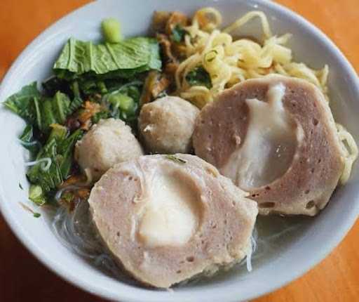 Bakso & Mie Ayam Gintung 7