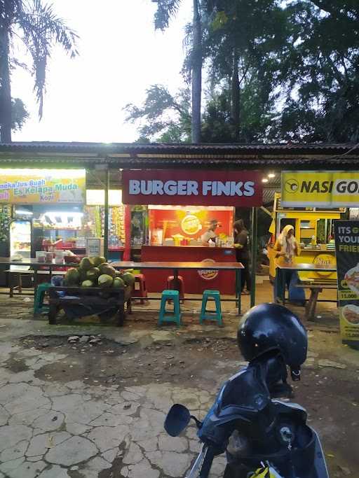 Burger Finks 3
