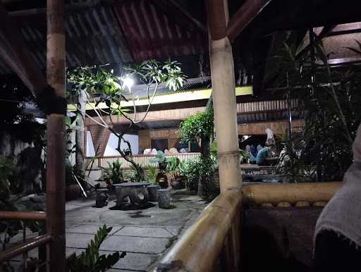 Dapur Sunda Lesehan 5