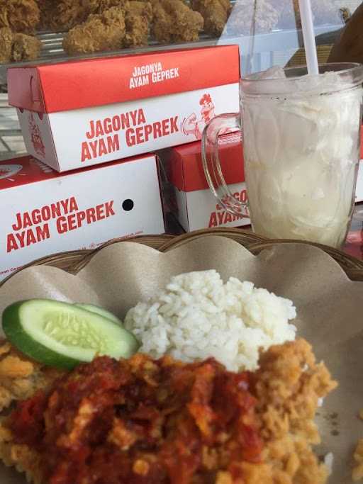 Jagoan Ayam Geprek Famira 8