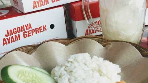 Jagoan Ayam Geprek Famira 9