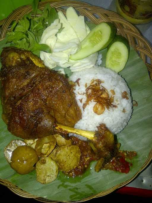 Warung Pedess Neng Salwa 10