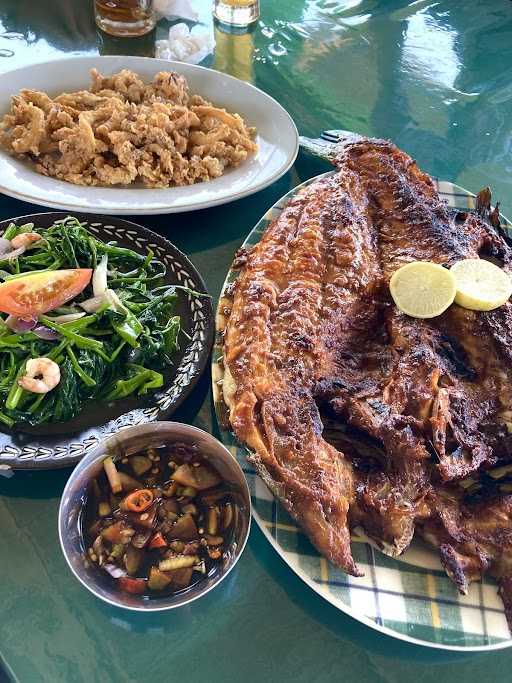 Putra Samudra Seafood & Ikan Bakar 3