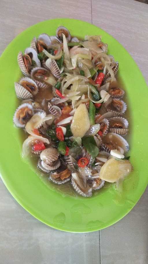 Rm Seafood Ujung Genteng 9