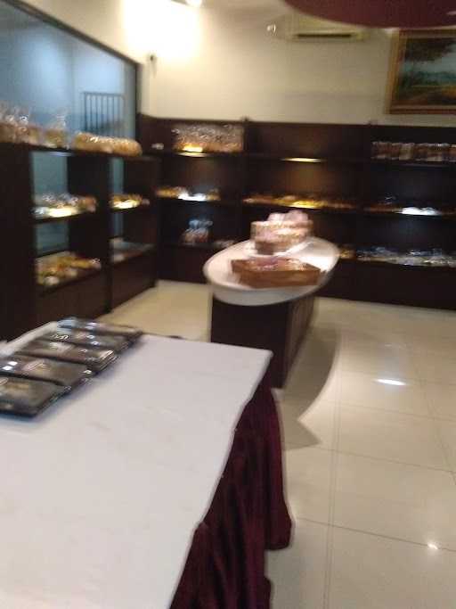 Dalmonde Cake & Bakery 2