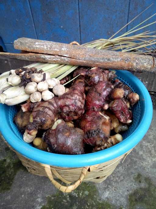 Warung Gerobak Susu Jahe&Rondhe Pak Yan 3