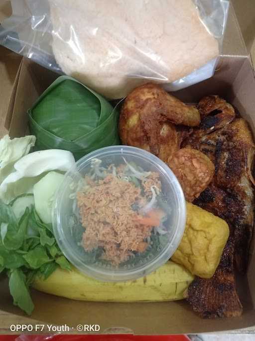 Ayam Penyet Mba Ratih 8