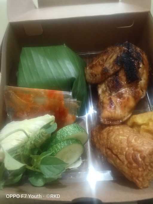 Ayam Penyet Mba Ratih 2