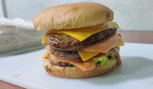 Burger Bangor Cijantung 10