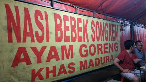 Nasi Bebek Songkem Popki Khas Madura 9