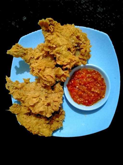 Rafeyfa Lele Fillet Dan Fried Chiken 1